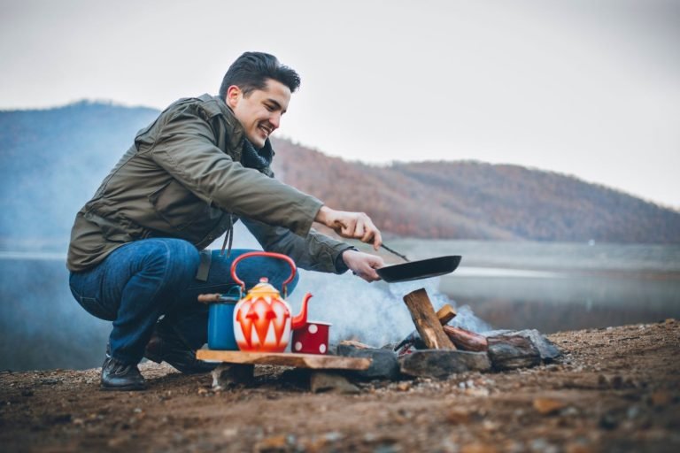 Camping Trip Tip – How To Easily Cook A Nice Meal While Camping